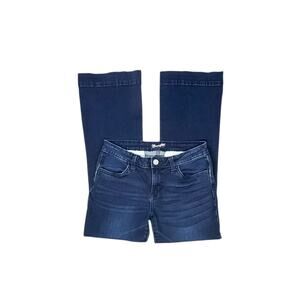 Wrangler Women's Dark Wash Slim Straight Jeans - Size 7/8